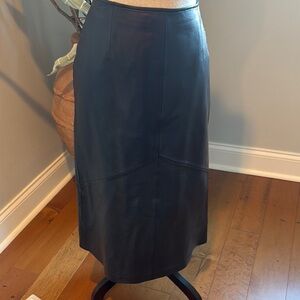 Chic Black Leather Skirt